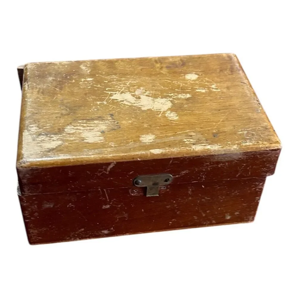 Antique Wood Box Clarks ONT Spool Cotton Advertising Piece Roping Cowboy